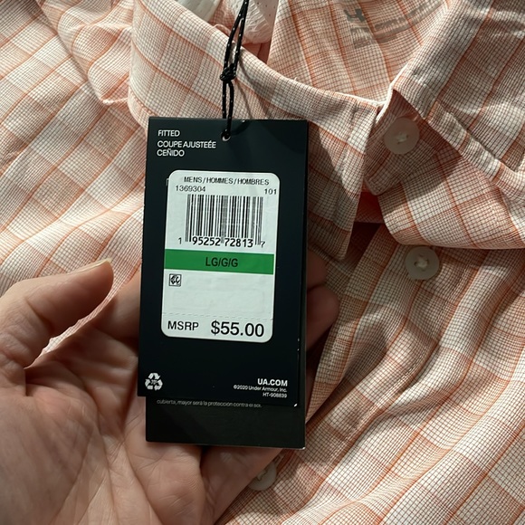 NWT Men’s button up short sleeve Under Armour - Picture 6 of 8